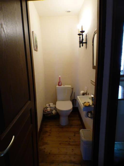 Maison Familiale Pour 8 Saint-Aventin Esterno foto